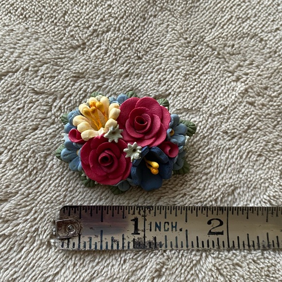 Vintage Floral Bouquet Brooch Pin - Picture 3 of 5